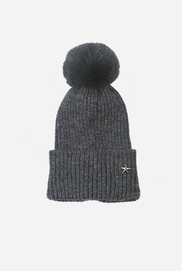 Pom Pom Star Hat